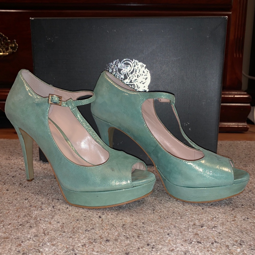 Vince Camuto Heels